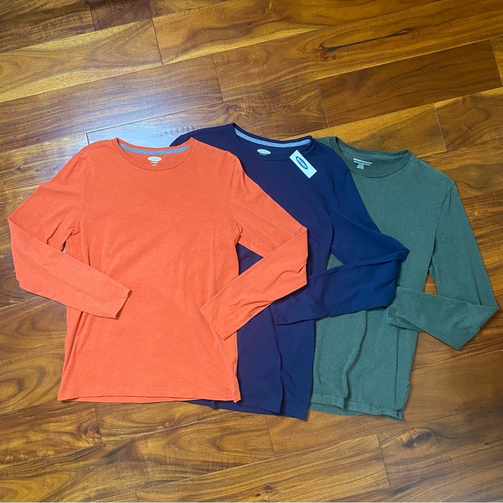 Lot of 3 NWT-EUC Mens Size Small, Old Navy & Amazon Essentials Long Sleeve Shirt